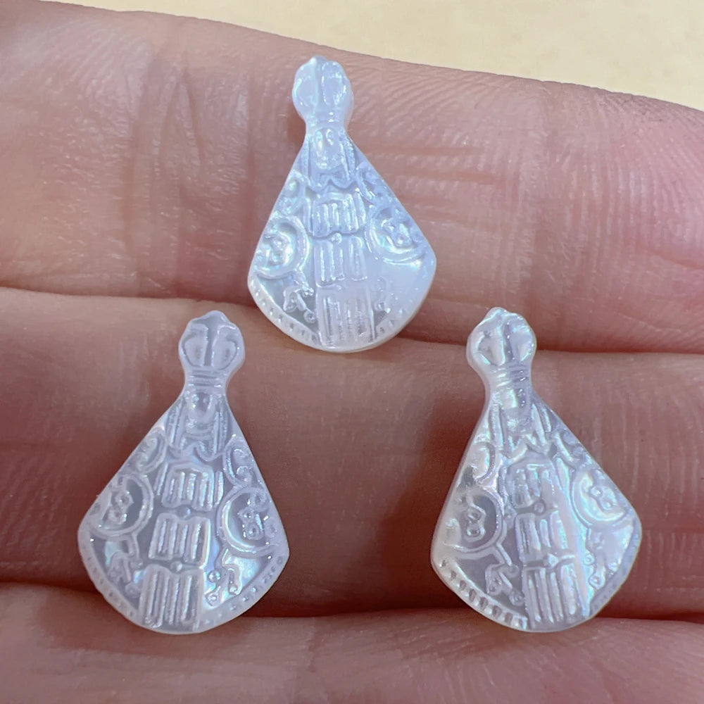 5pcs/Lot Natural Sea Shell Beads Religious Guadalupe Virgin Mary Charms Jewelry Making DIY Bracelet Necklace Accessories