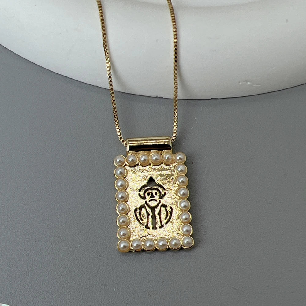 Fashion Scapula Jesus Guadalupe Virgin Mary Necklace Female Metal Pearl Pendant Adjustable Choker For Women Jewelry